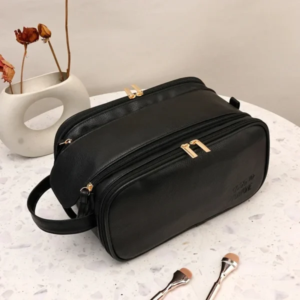 ULTIMATE MAKEUP BAG - Image 10