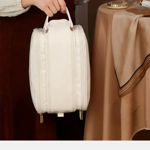 ULTIMATE MAKEUP BAG - Image 6