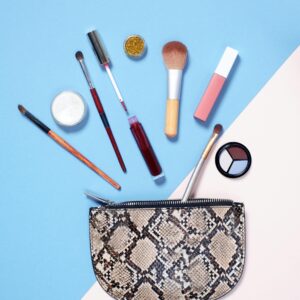 MAKEUP-BAG